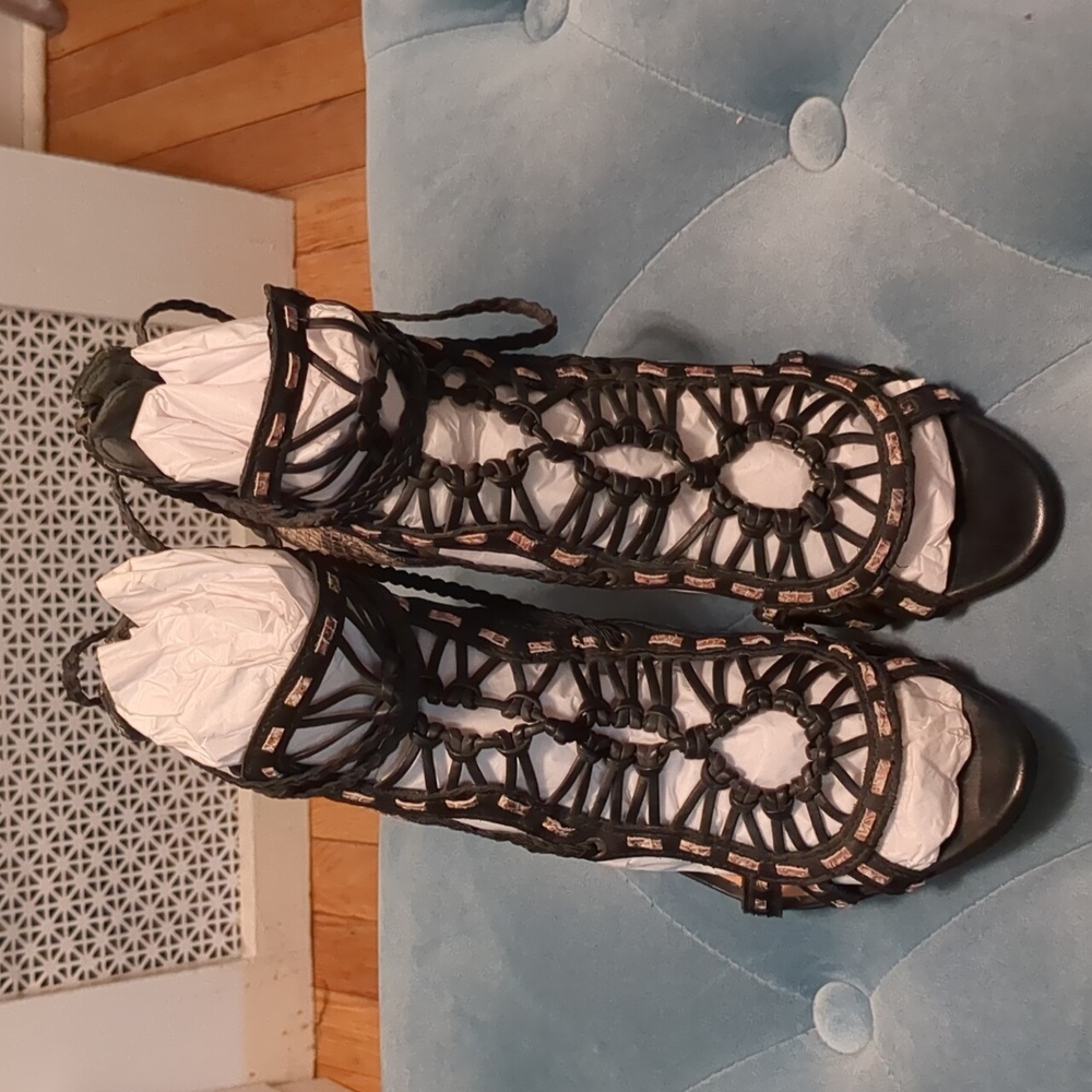 BRAND NEW SCHUTZ PYTHON SANDALS. Lace Up Gladiator Style